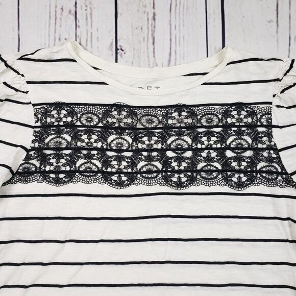 LOFT Lightweight Knit Burnout White Black Striped Lace Tee Women's Size Medium - Picture 5 of 12